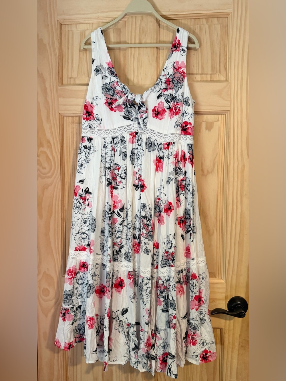 Torrid White & Pink Floral Tiered Midi Dress Size 12 NWOT
